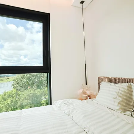 River Apartment Kaunas